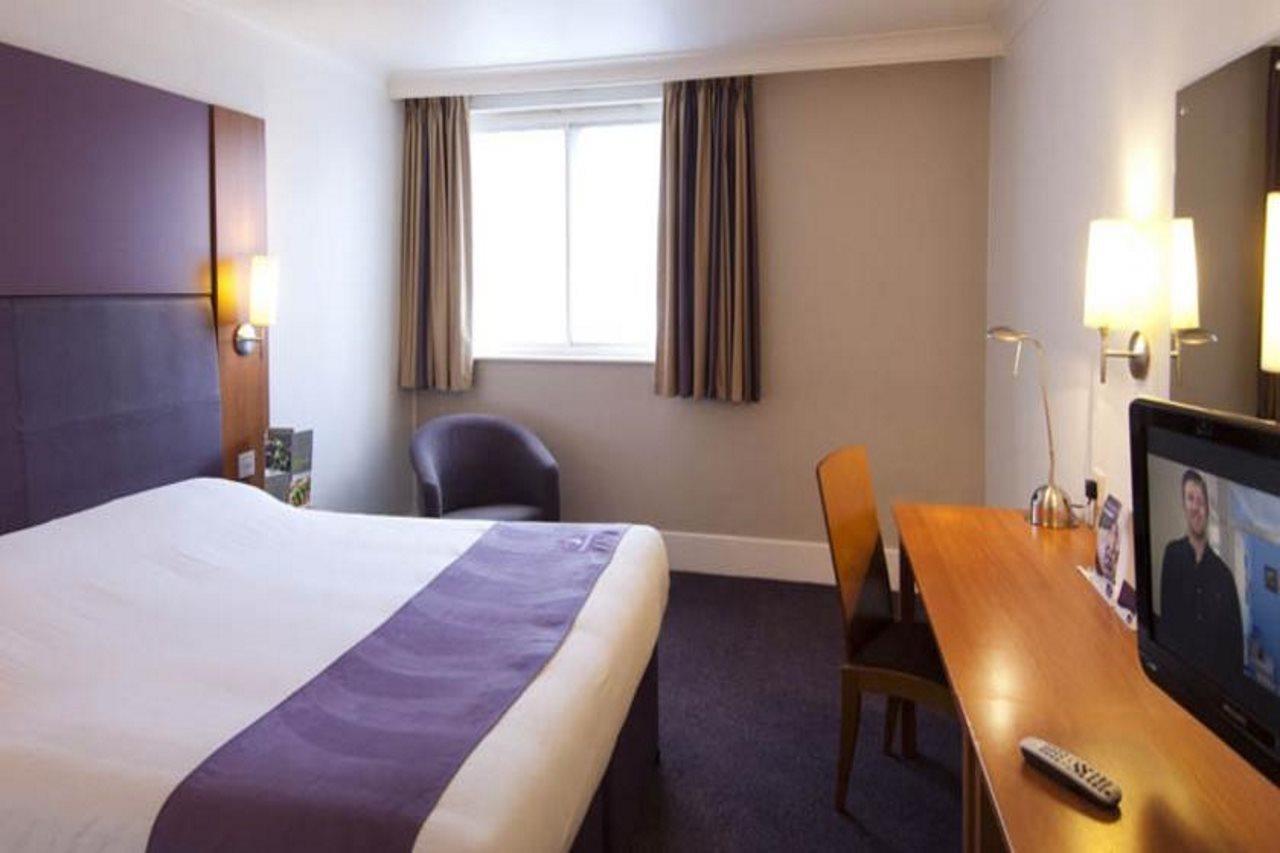 Premier Inn Nottingham Arena Екстер'єр фото