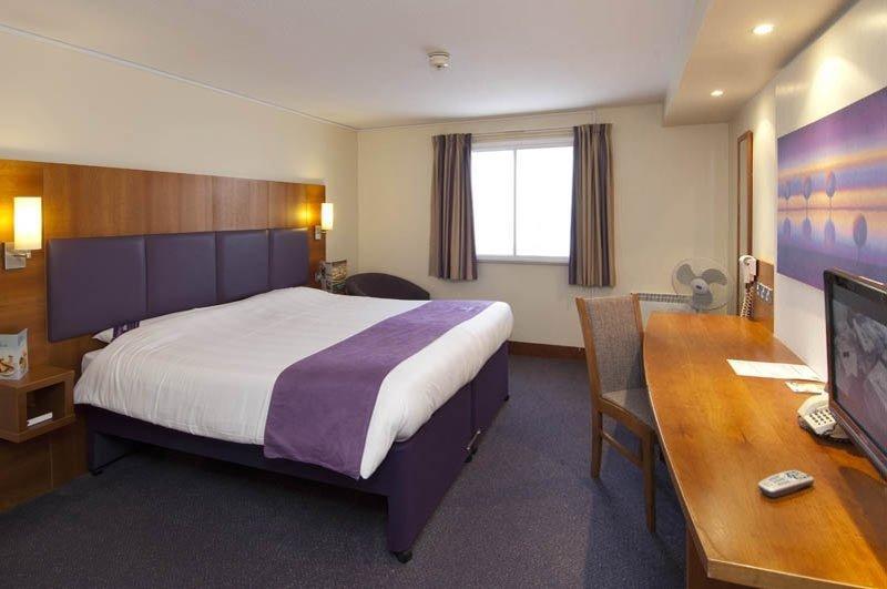 Premier Inn Nottingham Arena Екстер'єр фото